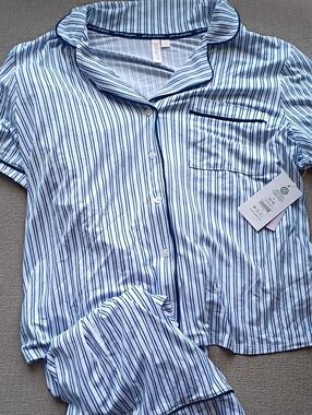 NWT Joyspun Classic Stripe PJ Set